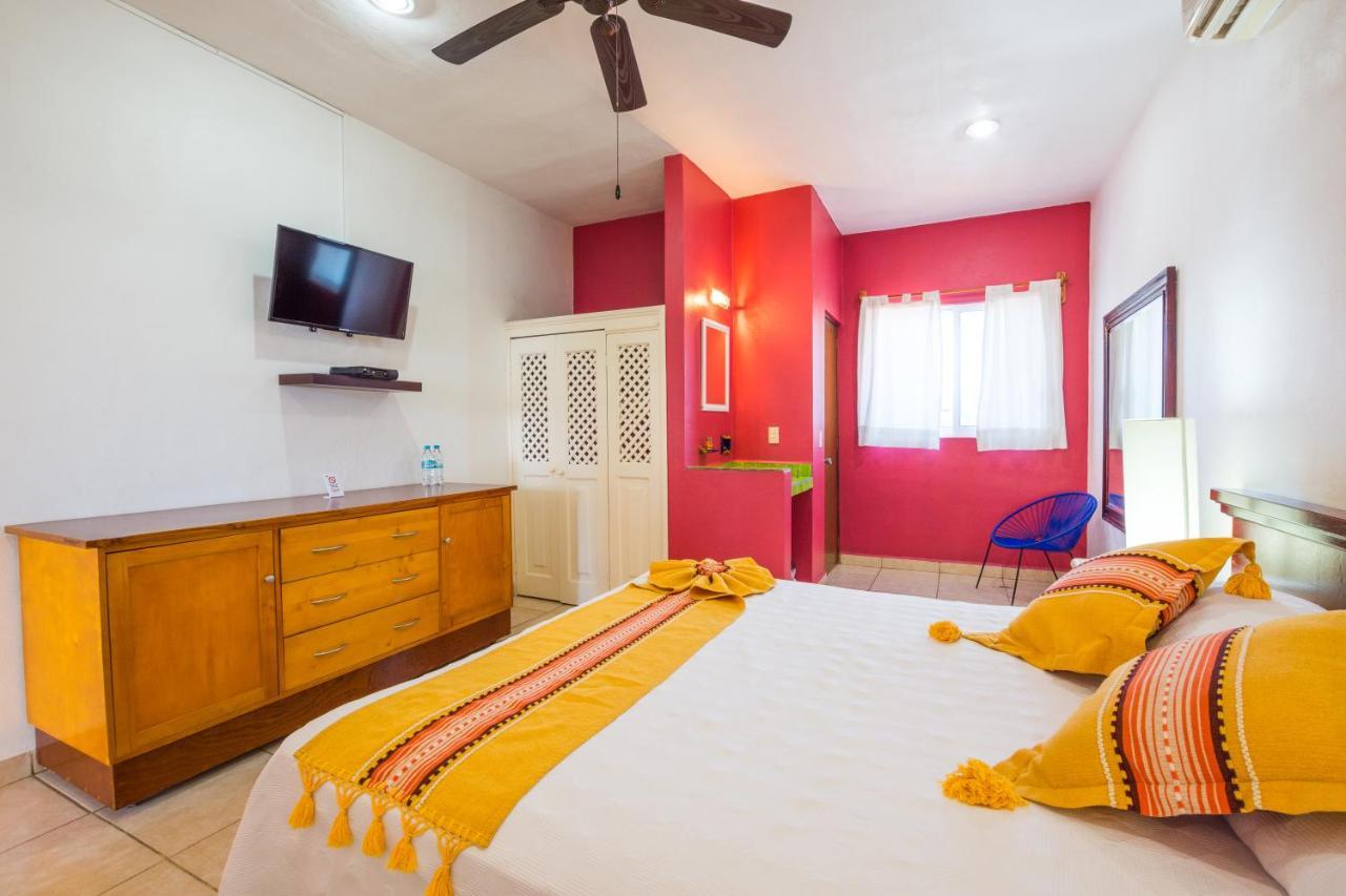 Hotel Meson De Mita Пунта Мита Екстериор снимка